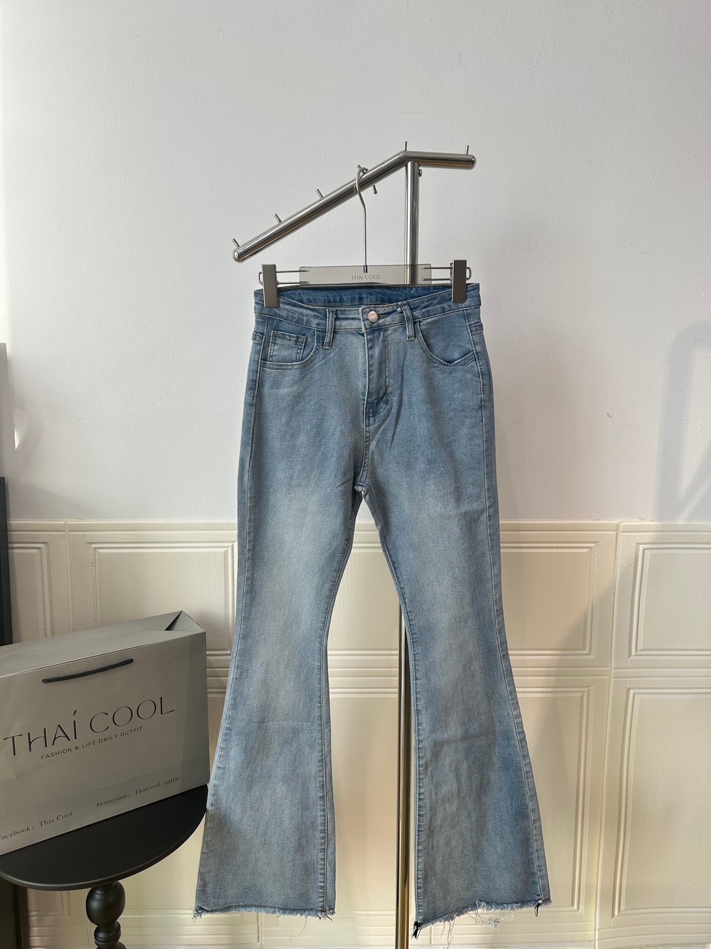 高腰喇叭牛仔裤 #TC292