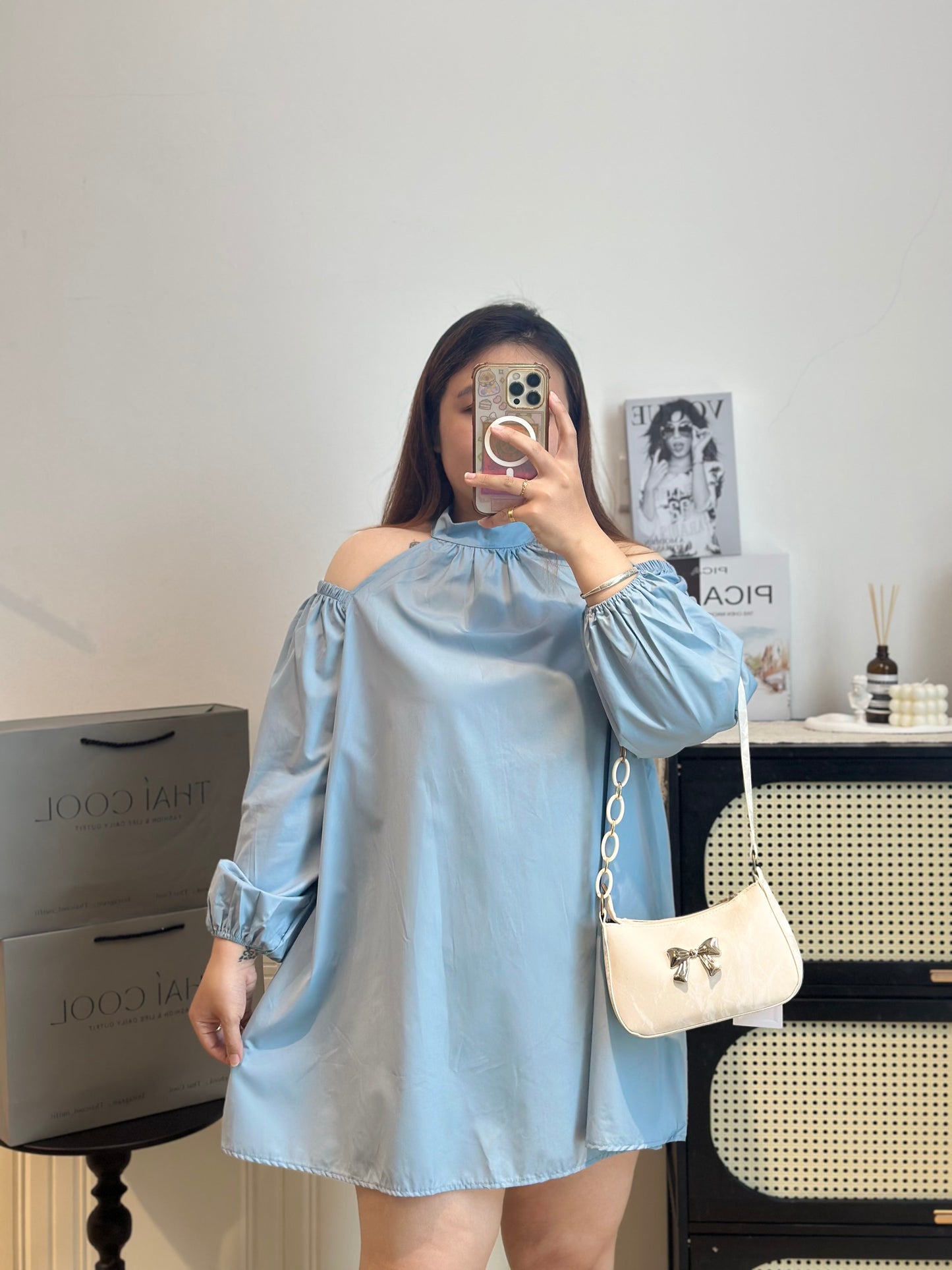 法式露肩长袖连衣裙 #TC290