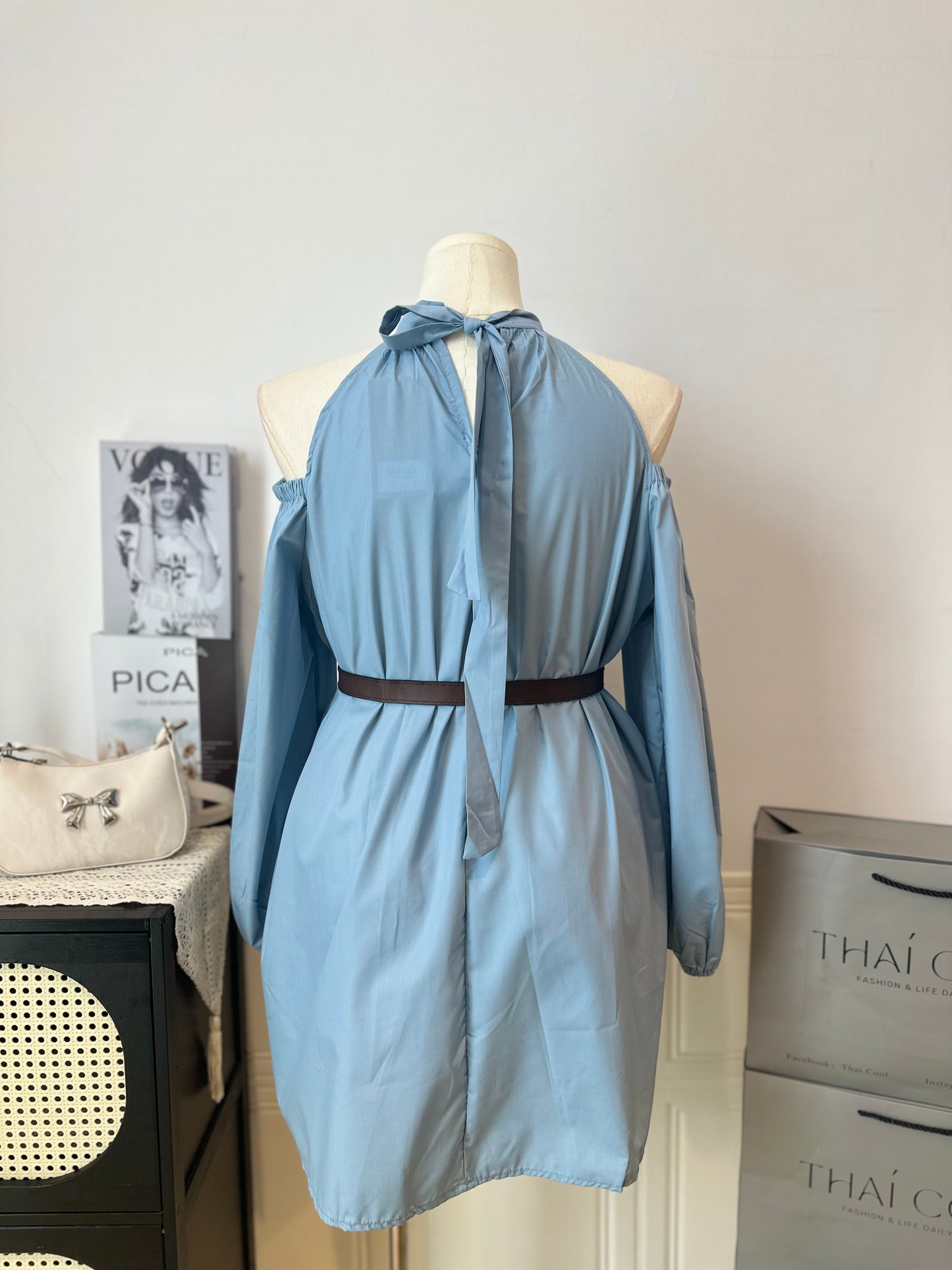 法式露肩长袖连衣裙 #TC290