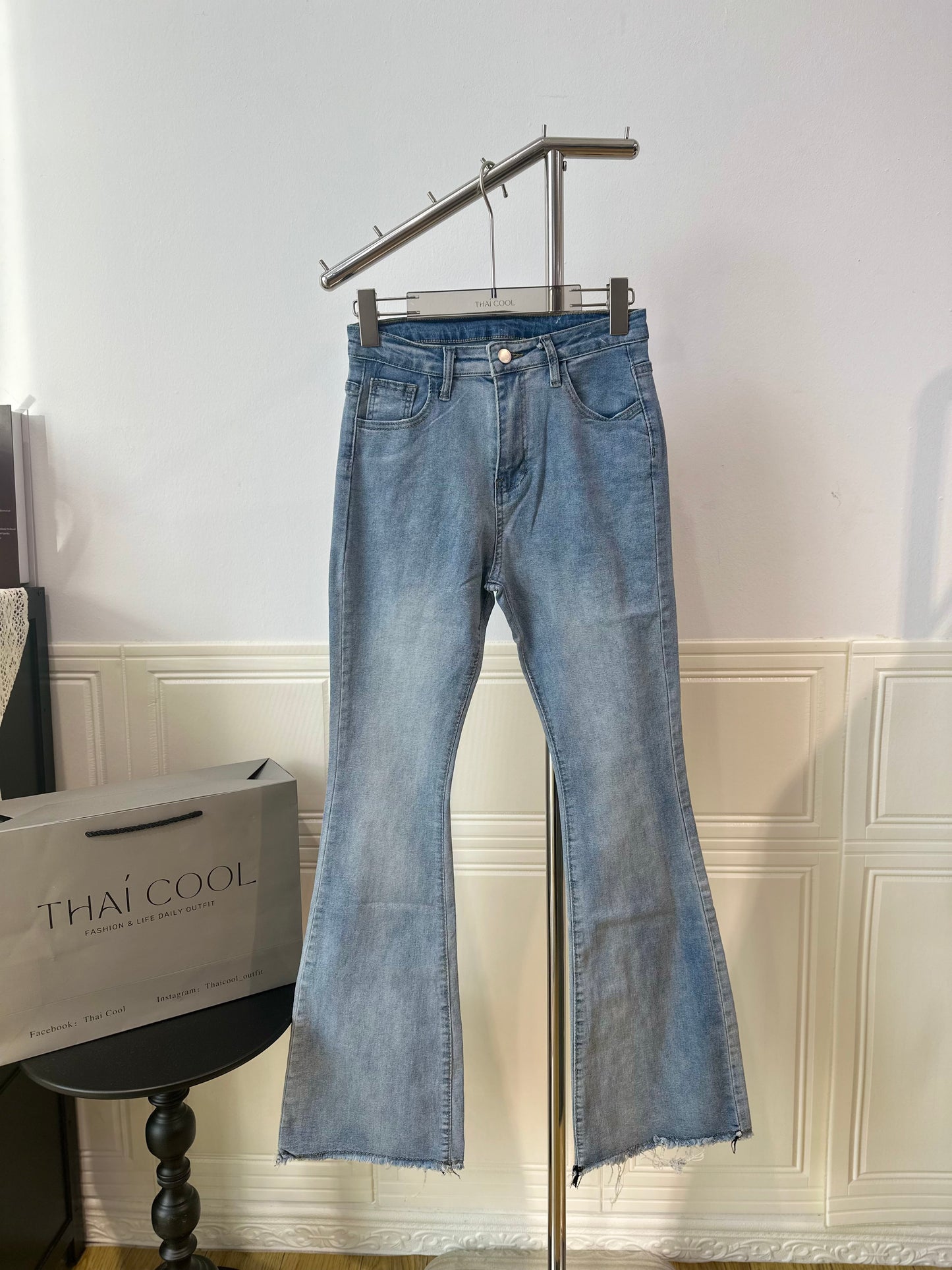 高腰喇叭牛仔裤 #TC292