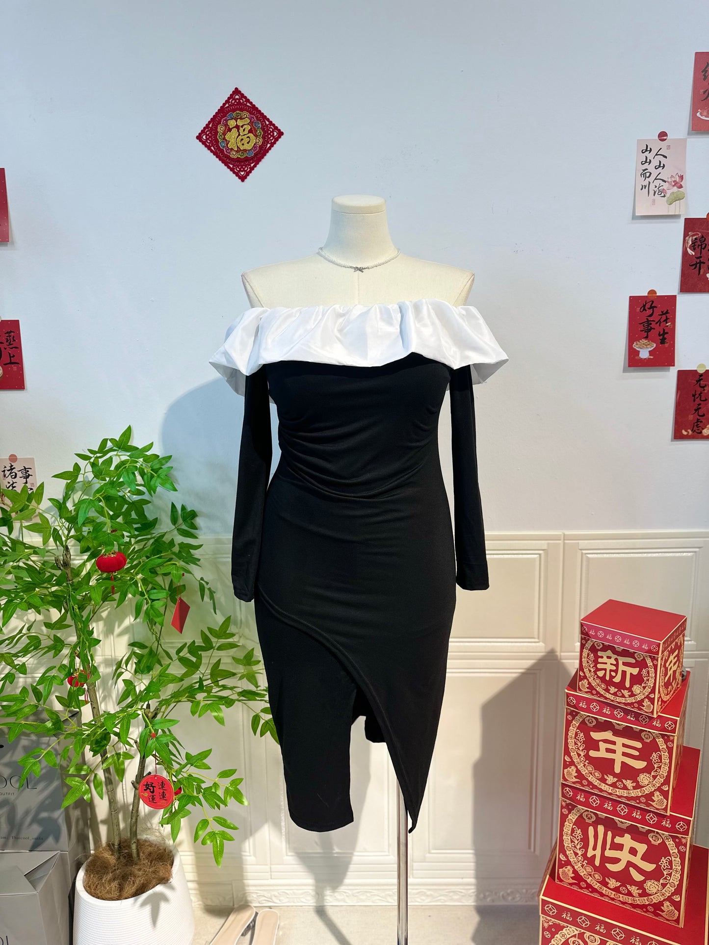 法式一字肩连身裙 #TC202