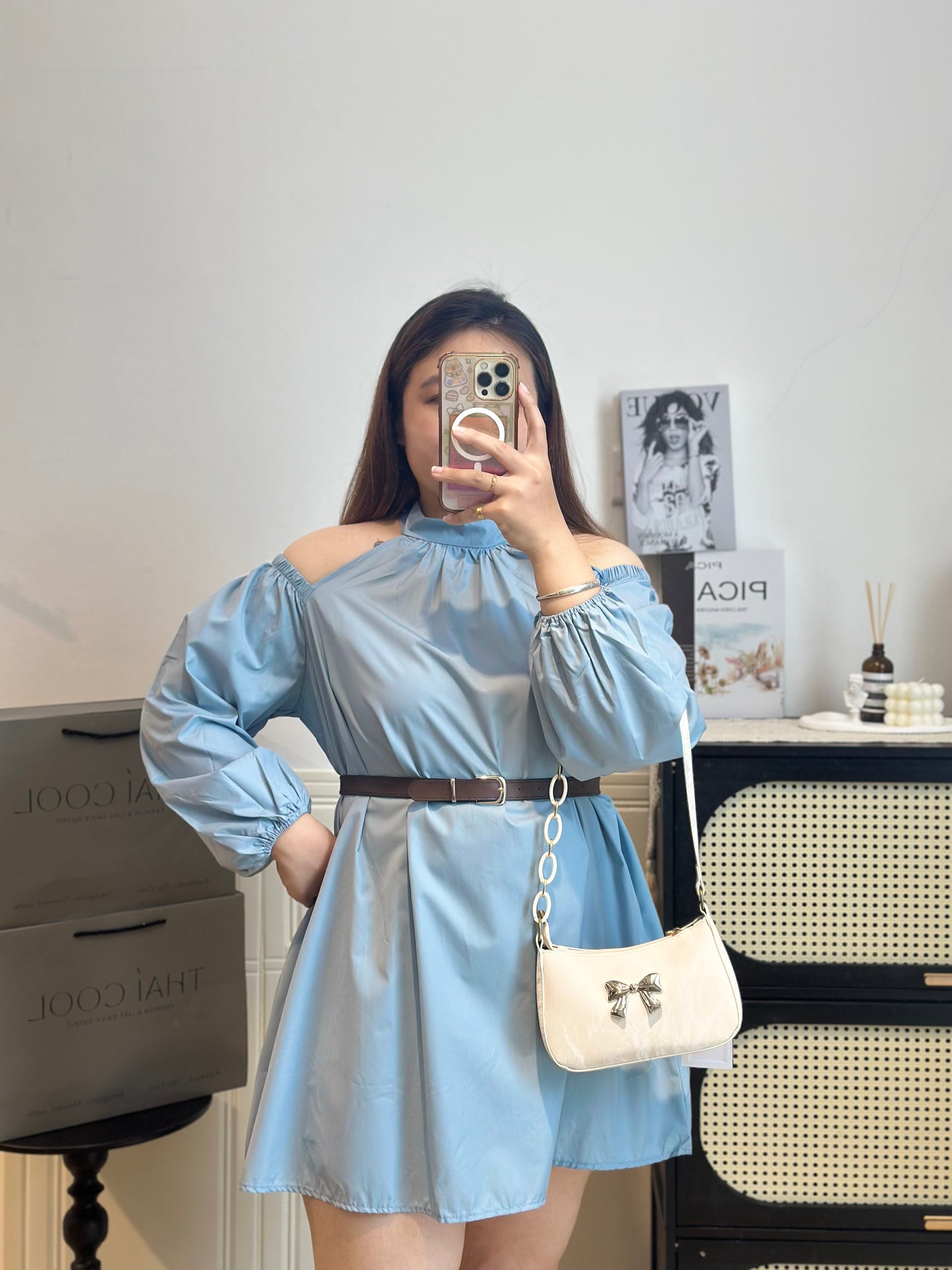 法式露肩长袖连衣裙 #TC290