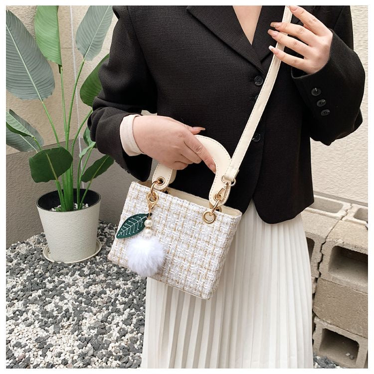 小香风戴妃包 #B10