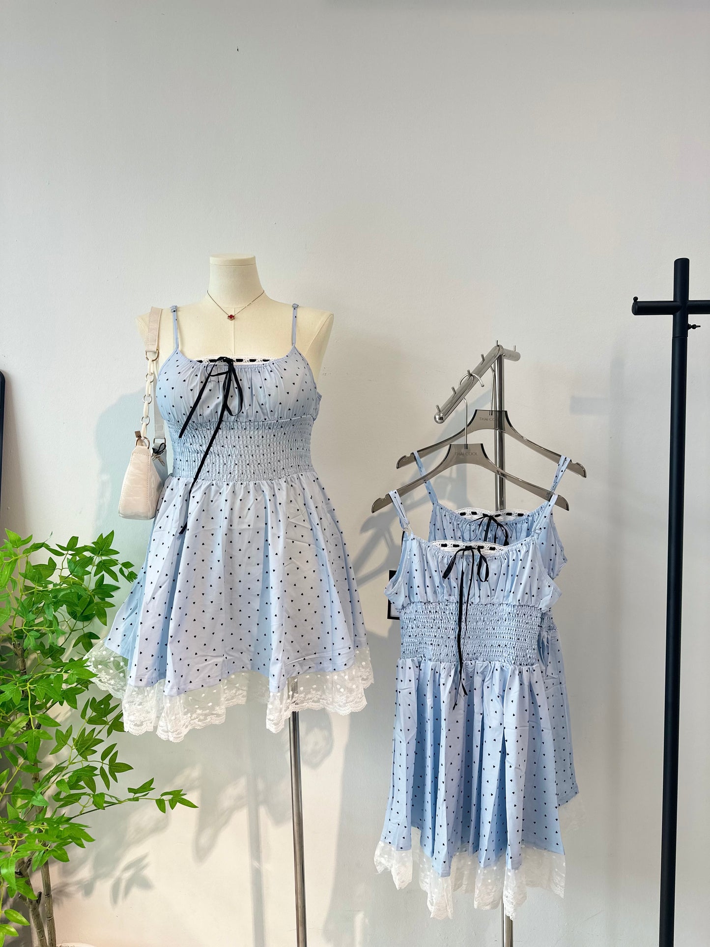 爱心蕾丝吊带连衣裙 #ZB08