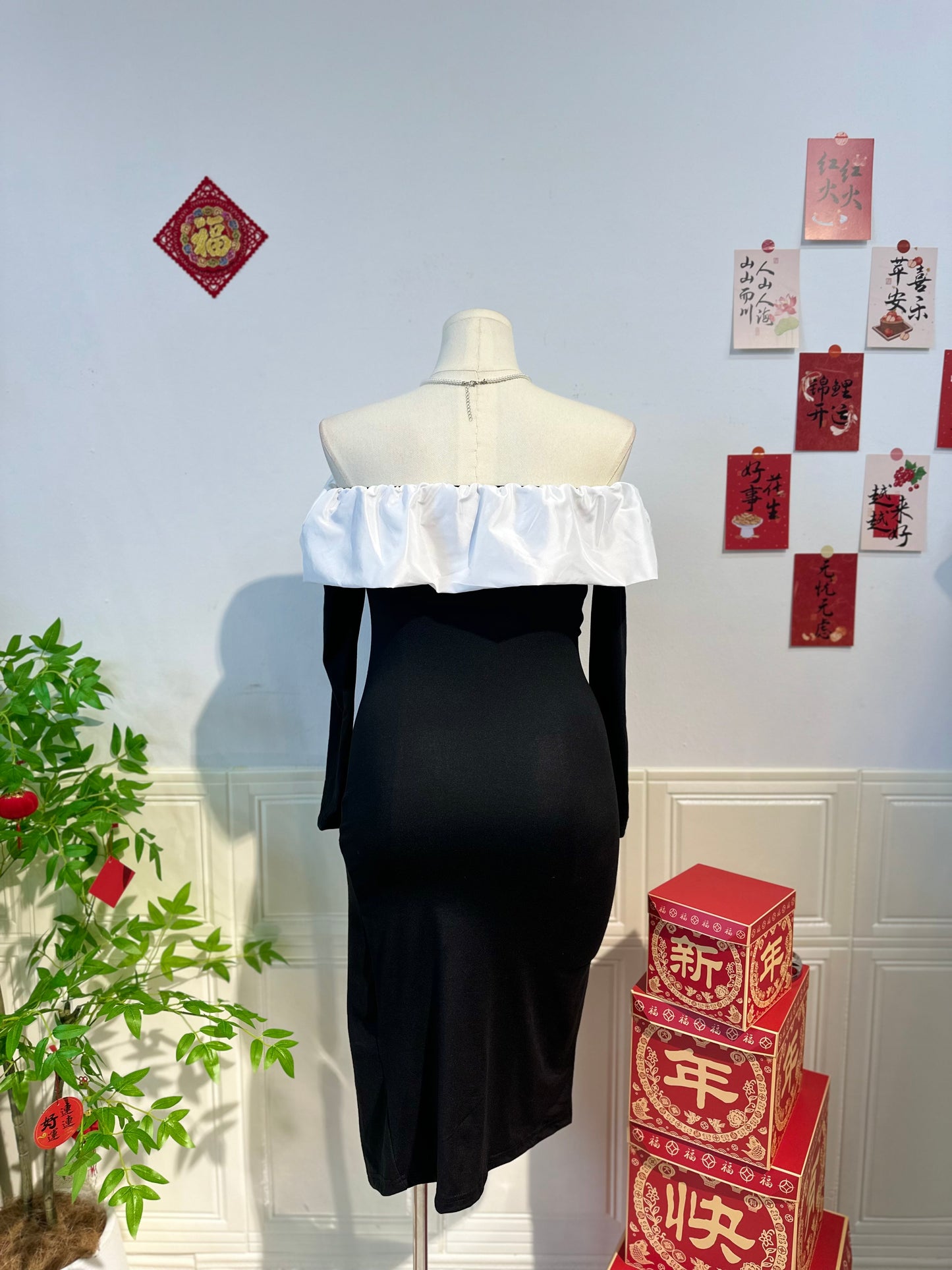 法式一字肩连身裙 #TC202