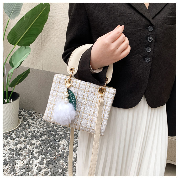 小香风戴妃包 #B10