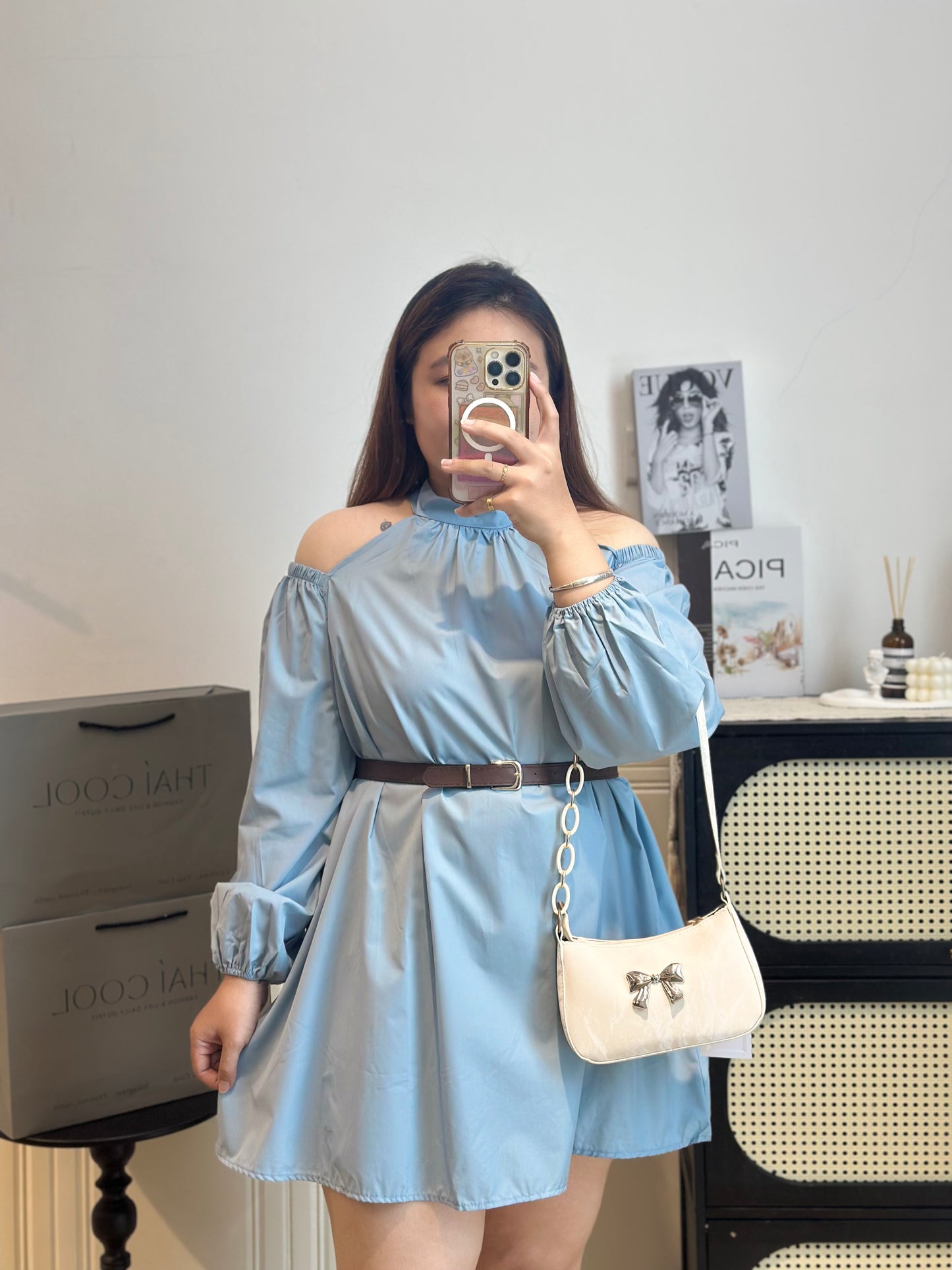 法式露肩长袖连衣裙 #TC290